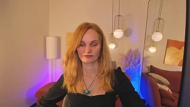 SaraSubtlety live XXX chat