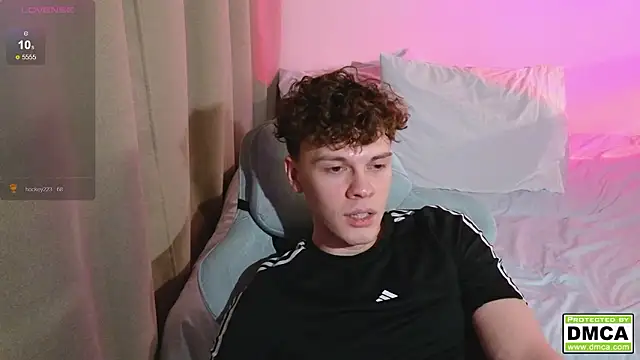 cute_thomas' Live XXX Chat