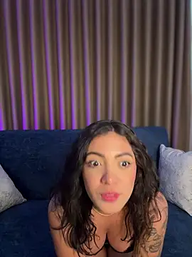 Carolina_Novoa Adlı Modelin Canlı XXX Sohbeti