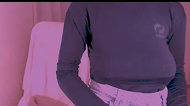 Hot_Blonda Chat XXX in diretta