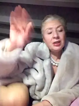 divinaerotica – Naživo XXX chat