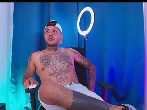 blackout9703 Chat XXX in diretta