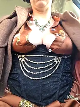 KittyWhispers Chat XXX in diretta