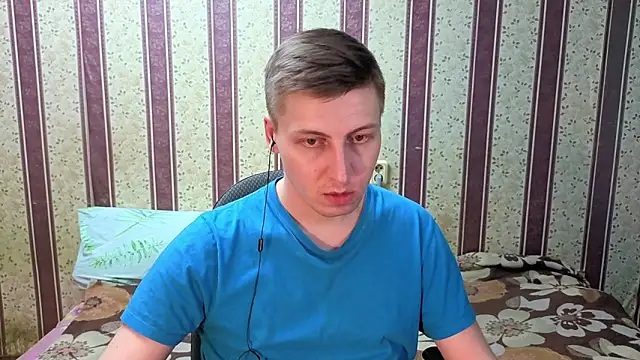 Chatroom XXX en direct de darienlarge