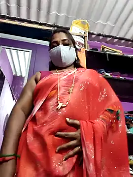 Tamil_Hot_PriyaのライブXXXチャット