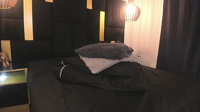 Chat +18 de Lucio__Fox ao vivo