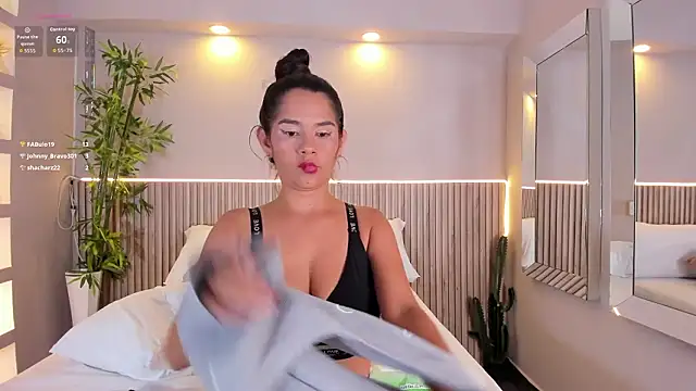 EmmilyCollsonn Live XXX chat