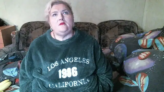 Lana555's Live XXX Chat