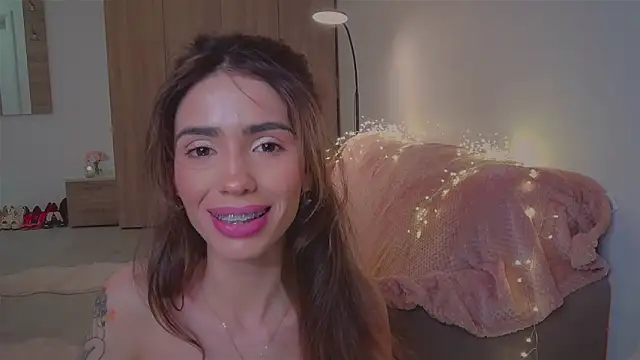 Chat +18 de AyanaLys ao vivo