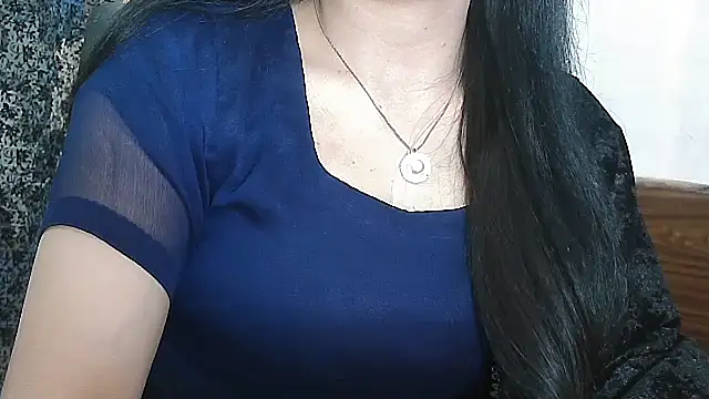 Chanchal--Navya 现场XXX聊天