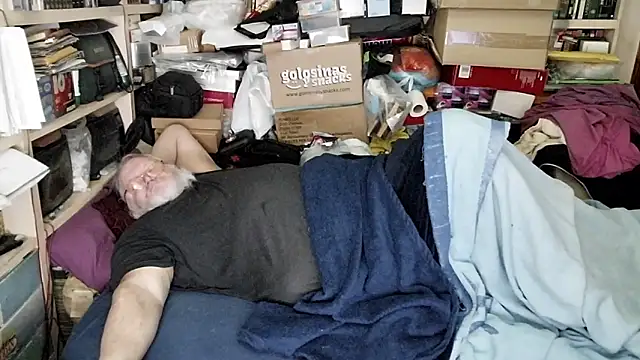 Онлайн чат XXX hadeszeuss2