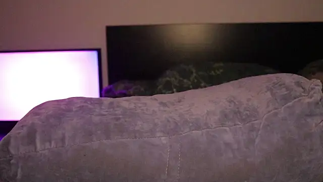 IvyKaelani's Live XXX Chat