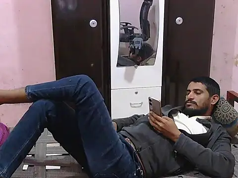 دردشة HotXKrish الجنسية المباشرة