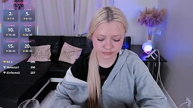 Millie_Vanillies 即時 XXX 聊天