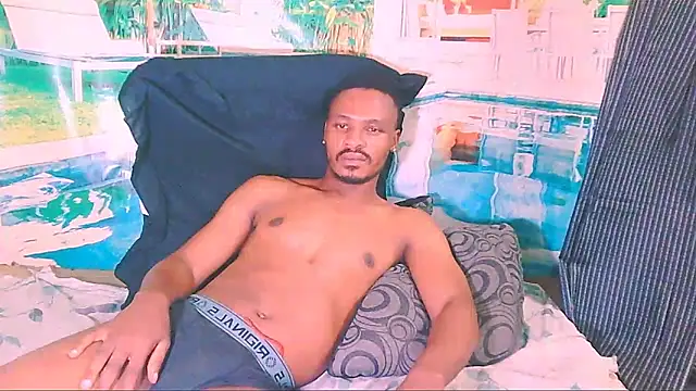 Chat +18 de EbonyTiger69 ao vivo