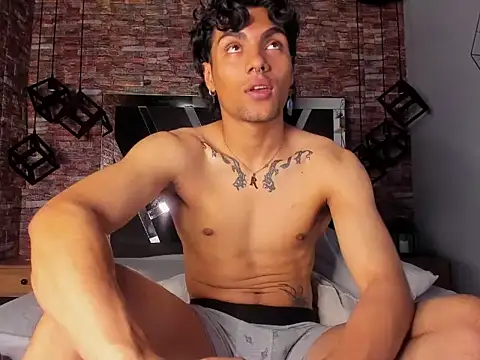 Chat XXX ao vivo de MattFiore