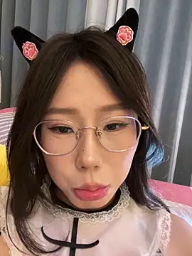 zizi_2's Live XXX Chat