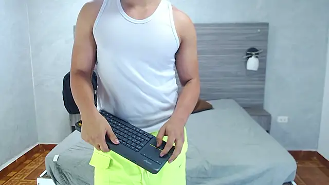 Loony_Zion live XXX chat