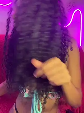 Cammgirlmii's Live XXX Chat