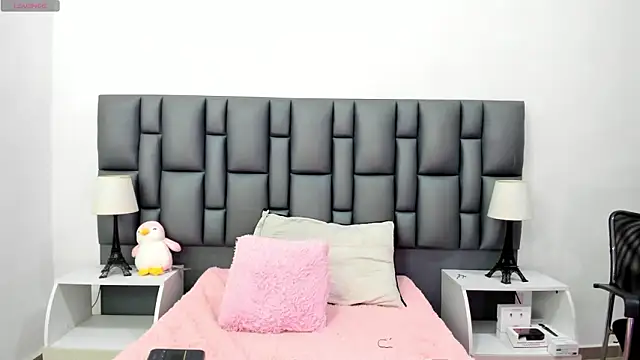 valeriasweet_'s Live XXX Chat