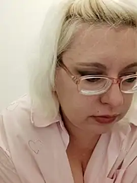 VikaKing 라이브 XXX 채팅