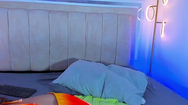 ZoeBarnett Chat XXX in diretta