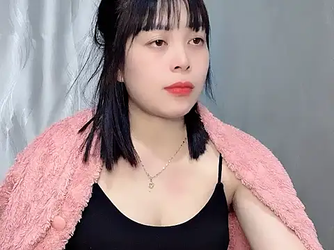 Butterfly_kee Adlı Modelin Canlı XXX Sohbeti