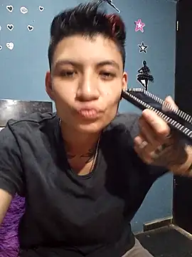 Show de webcam de odeli_tomboy