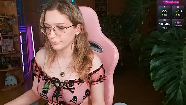 NicoleFaith Live XXX-Chat