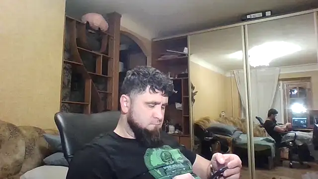 StasConnor 即時 XXX 聊天