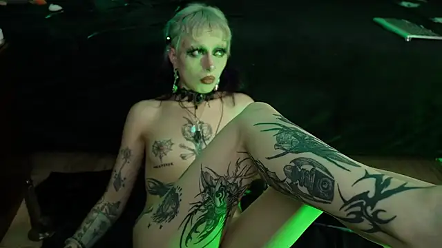 Онлайн чат XXX insania_9999_