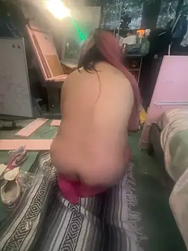 Juicylucylips69's Live XXX Chat