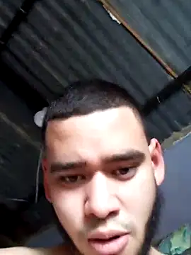 Isabel_and_Heckler live XXX chat