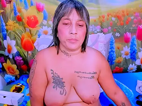 Онлайн чат XXX indianroxy