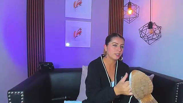 Chat +18 de Nahiajhonson_ ao vivo