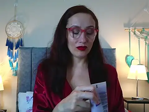 IberianMoonMK: онлайн-секс-чат