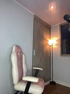 Vanesa_novvoa 现场XXX聊天