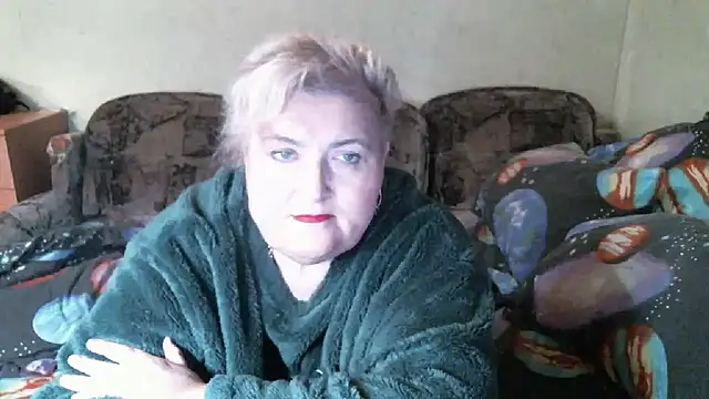 Lana555 Adlı Modelin Canlı XXX Sohbeti