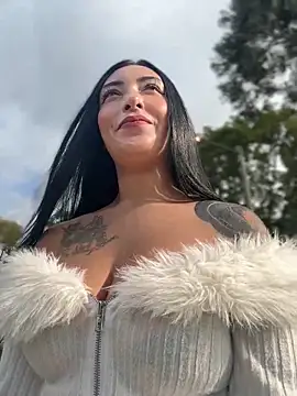 XXX chat uživo modela Kathy2026