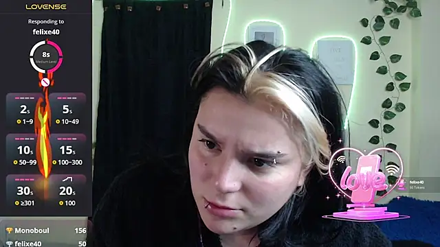 Nika_1_ – Naživo XXX chat