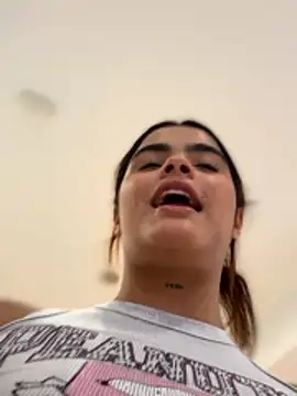 Chatroom XXX en direct de Kaily_Sweet16