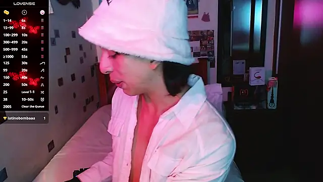 DannyPhantom555's Live XXX Chat