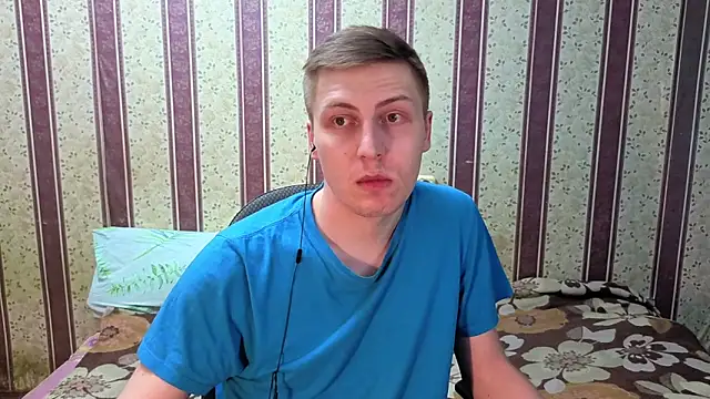 darienlarge élő XXX-chatje