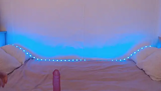 Онлайн чат XXX Emily_hardcore