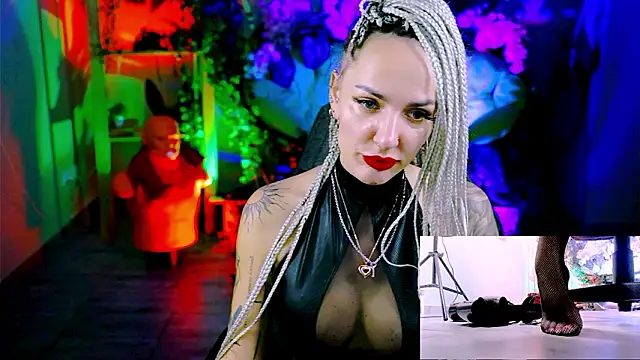 MonicaMaxwel Live XXX-Chat