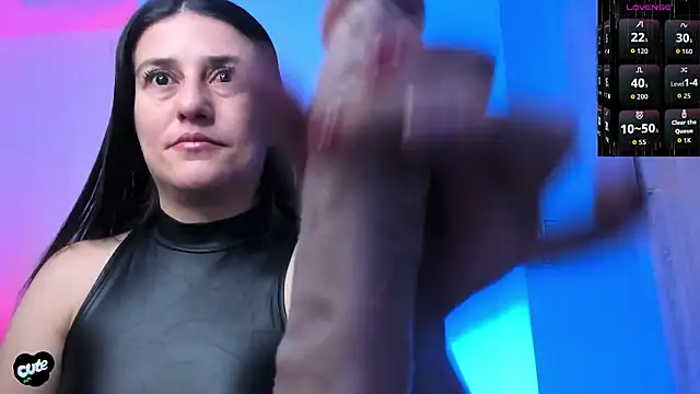 Saskyaa live XXX chat