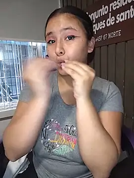 Cute_Penelope's Live XXX Chat