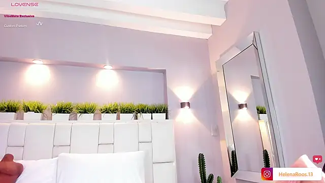 Онлайн чат XXX HelenaRoos