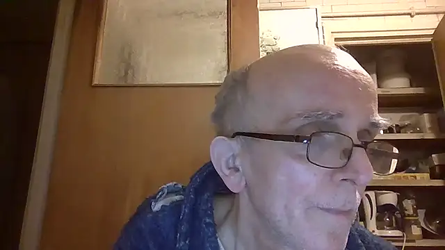 mariusica1@xh Live XXX Chat