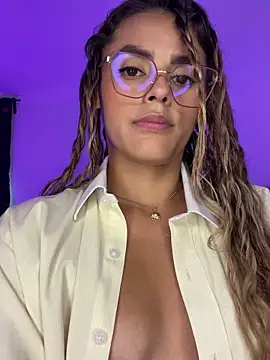 ZoeJohnsoon Chat XXX in diretta